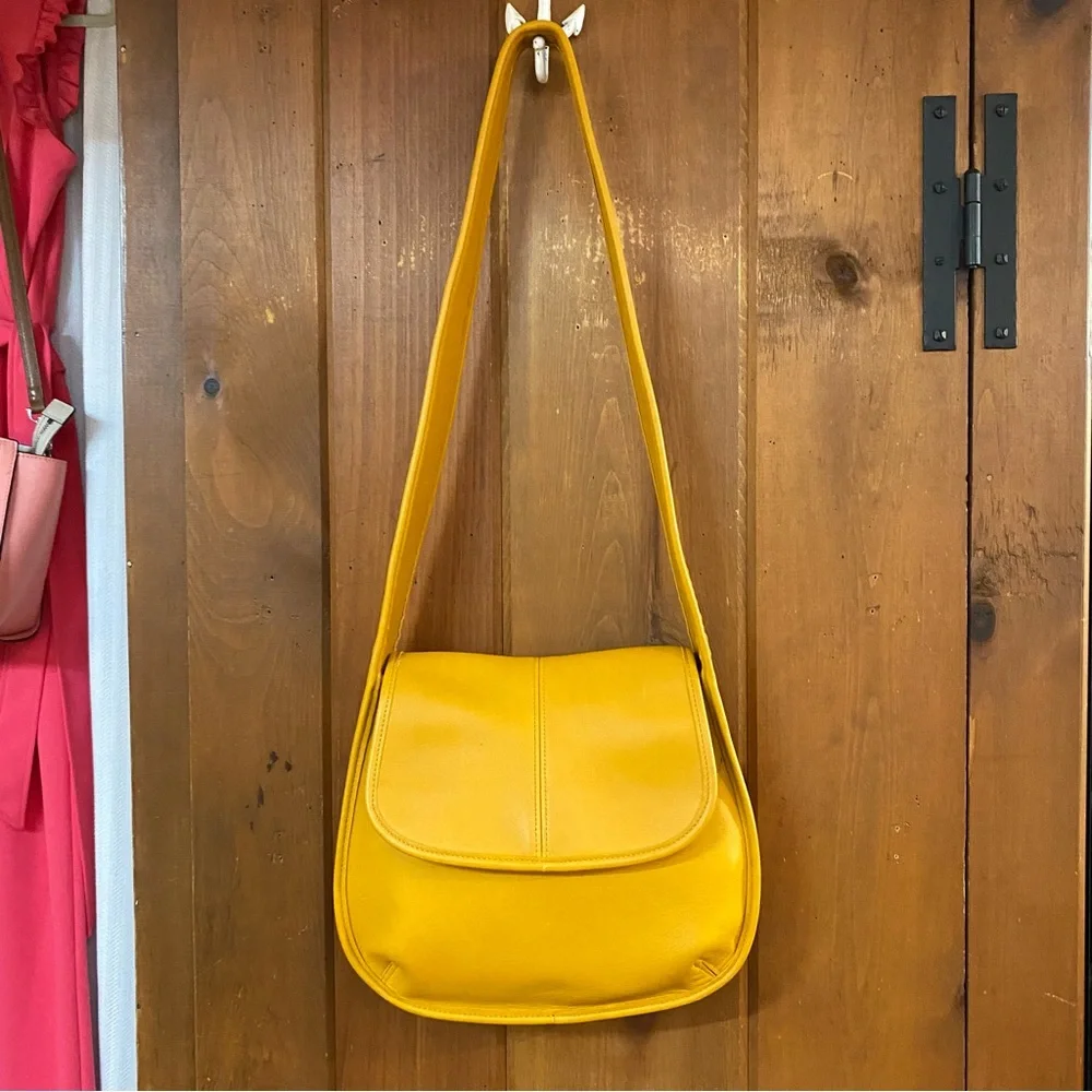 COACH Rare Vintage Ergo Flap Shoulder Bag Golden Yellow - Picture 7 of 9